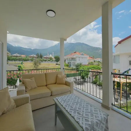 Tetra Clover Apartment *